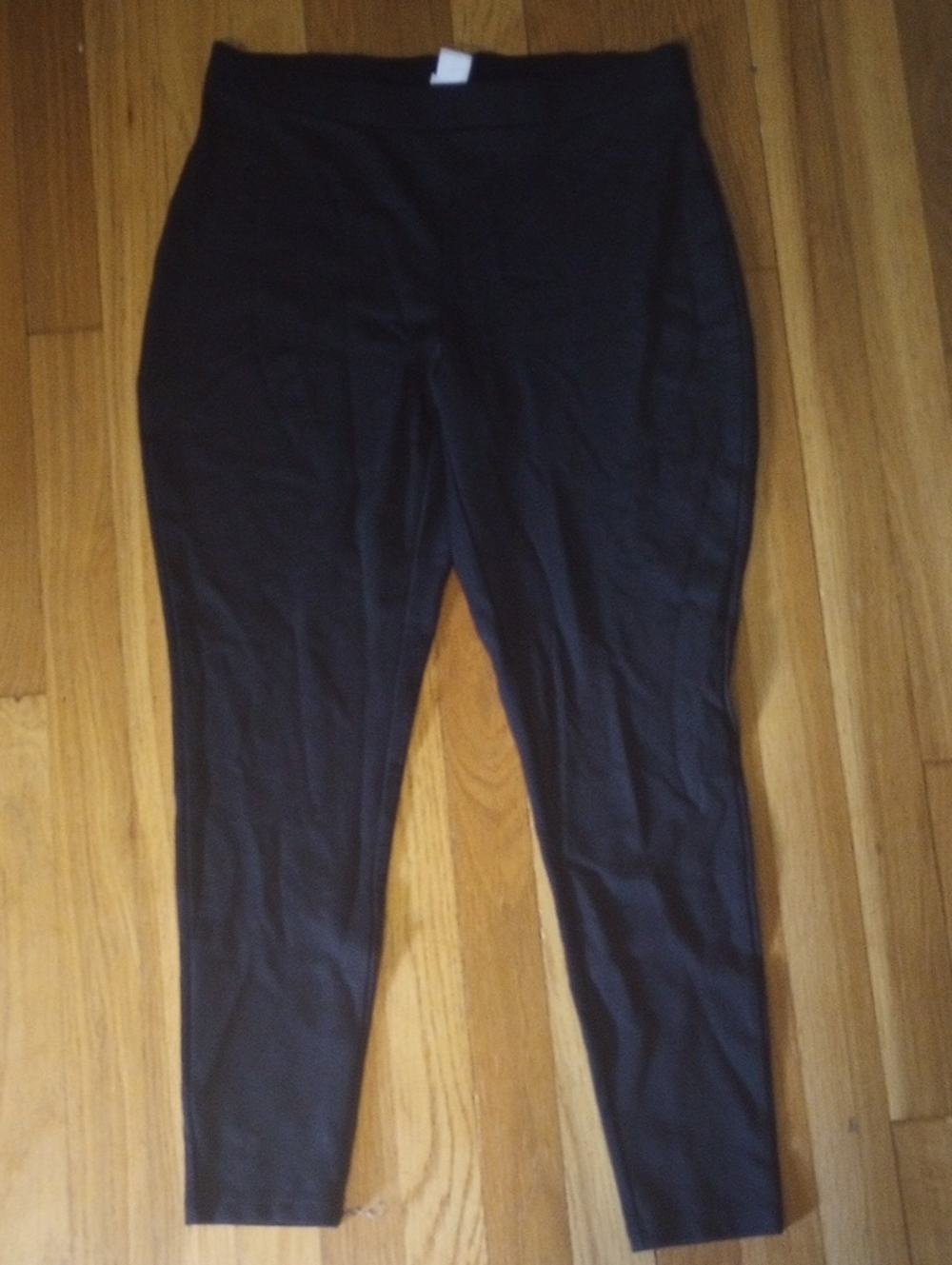 Chico's Black Knit High-Waist Leggings